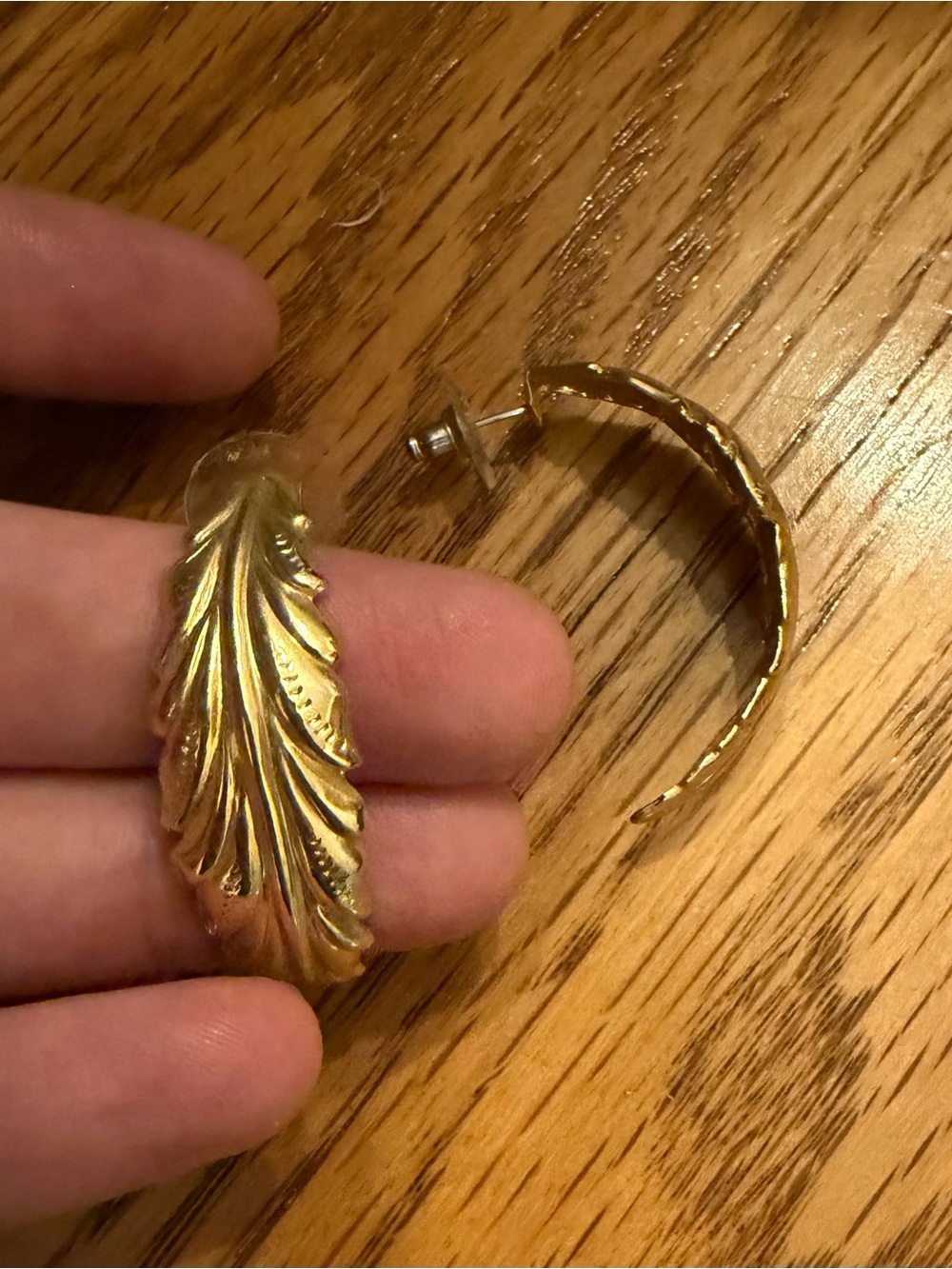 Vintage Gold Leaf Pierced Earrings